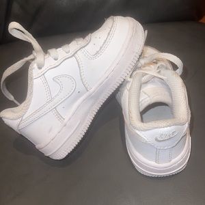 6c Nike Air Force Ones